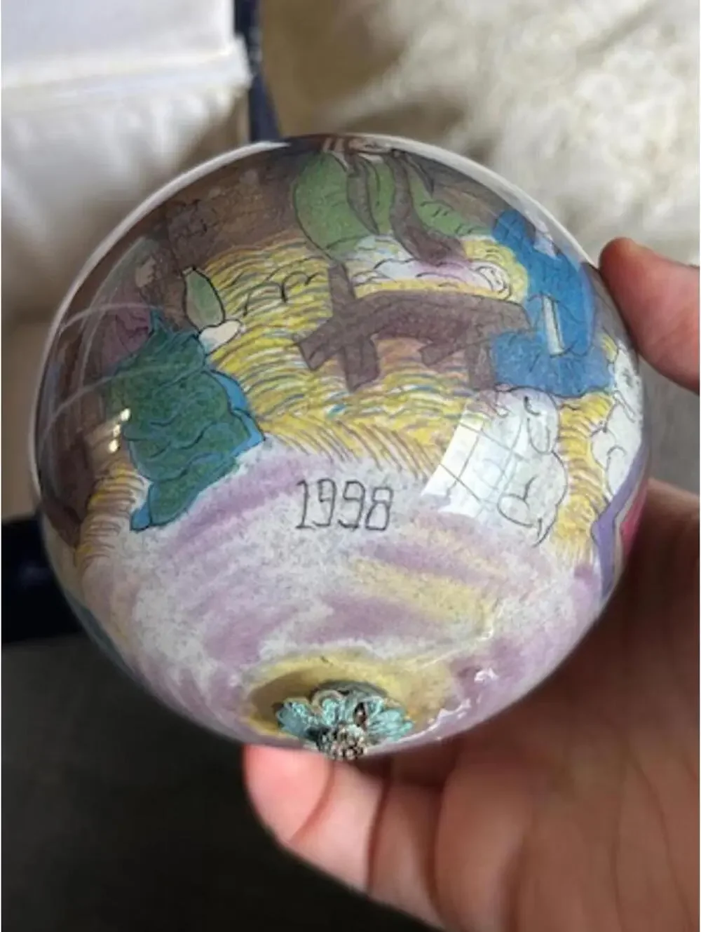 Li Bien Hand-Painted Inside Ornament Christmas Decoration 1998